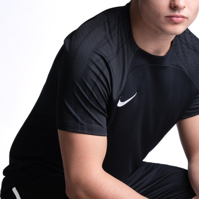 Nike Dri-Fit Strike III Jersey